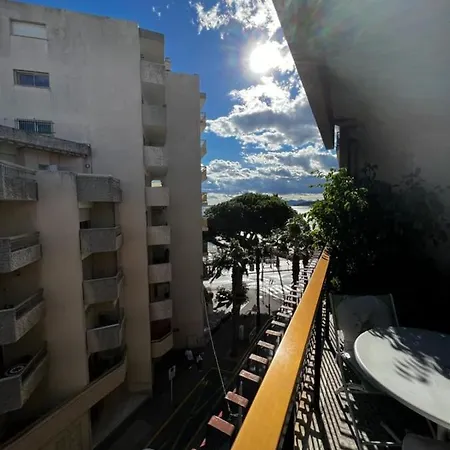 Amazing Studio In Les Pins With A Large Terrasse & Seaview Parking Juan-les-Pins