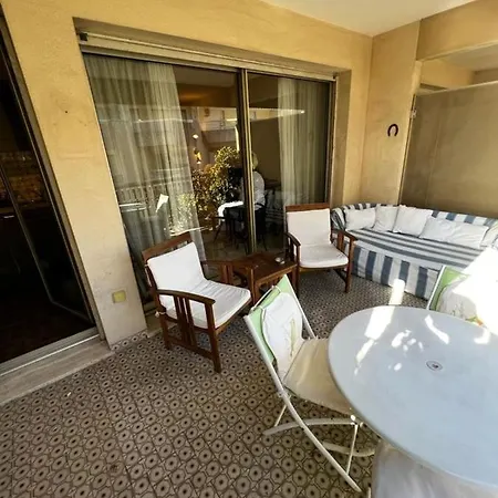 Amazing Studio In Les Pins With A Large Terrasse & Seaview Parking